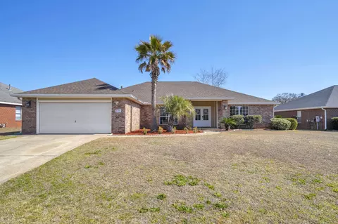 5432 E Brook Dr, Crestview, FL 32539