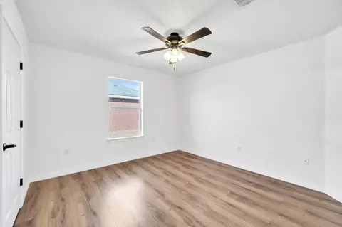 Bedroom - 5432 E Brook Dr, Crestview, FL 32539 photo 5 of 6