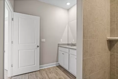 Bath - 96 Natureview Way, Freeport, FL 32439 photo 2 of 3