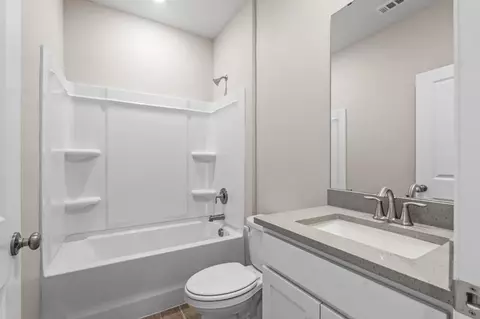 Bath - 96 Natureview Way, Freeport, FL 32439 photo 3 of 3
