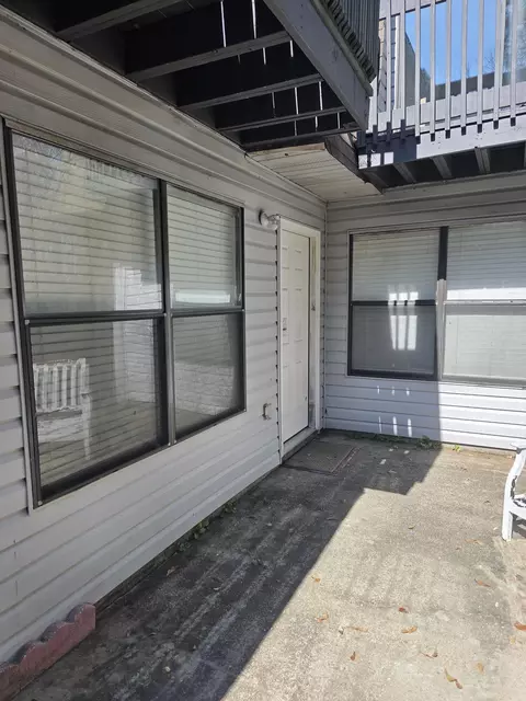 2301 W Michigan Ave #18, Pensacola, FL 32526