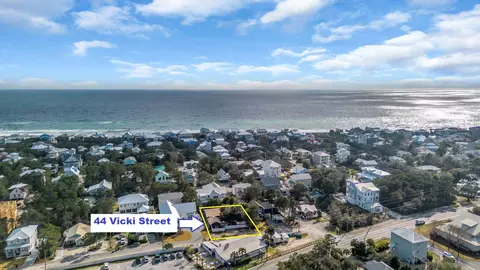 44 Vicki St, Santa Rosa Beach, FL 32459