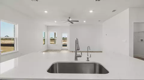 69 E Gray Owl Dr, Freeport, FL 32439 photo 9