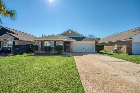 1602 Trent St, Fort Walton Beach, FL 32547