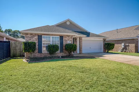 1602 Trent St, Fort Walton Beach, FL 32547