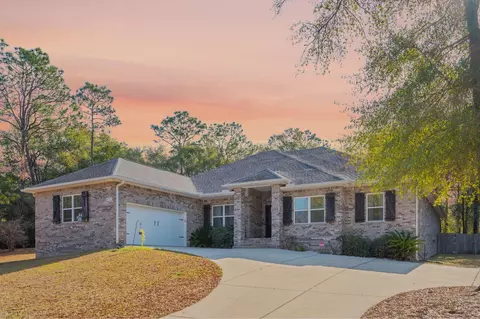 5777 Wildwood Rd, Crestview, FL 32536
