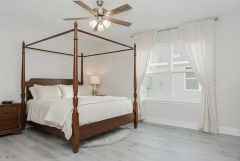 Bedroom - 5352 Highview Dr, Crestview, FL 32539 photo 3 of 8
