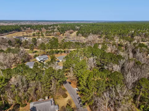 View/Area - 104 Fairway Dr, Crestview, FL 32536 photo 1 of 2