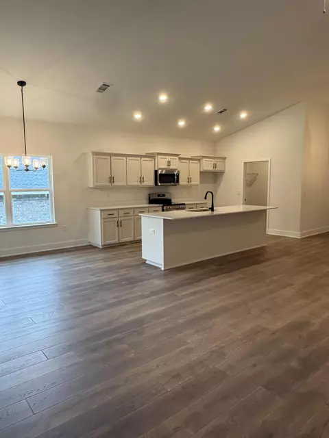 Kitchen - 2418 Aleia Ln, Crestview, FL 32536 photo 2 of 3