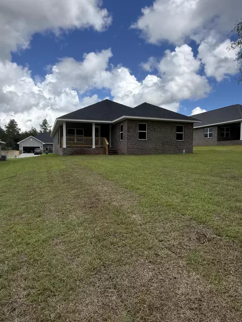 Exterior - 2418 Aleia Ln, Crestview, FL 32536 photo 3 of 7