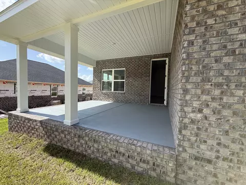 Exterior - 2416 Aleia Ln, Crestview, FL 32536 photo 6 of 6