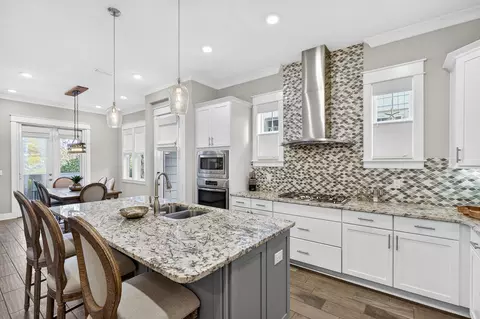 Kitchen - 121 E Milestone Dr UNIT B, Inlet Beach, FL 32461 photo 6 of 7