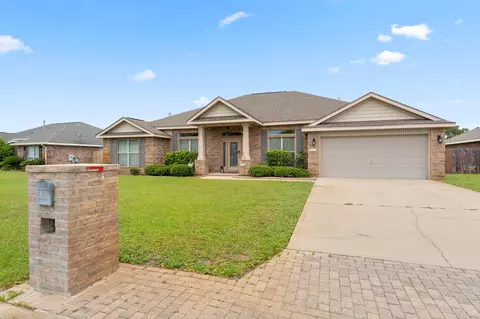 9722 Misty Meadow Ln, Navarre, FL 32566