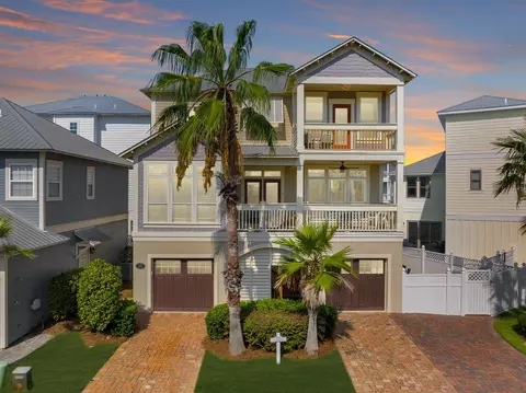 149 N St Francis Dr, Miramar Beach, FL 32550