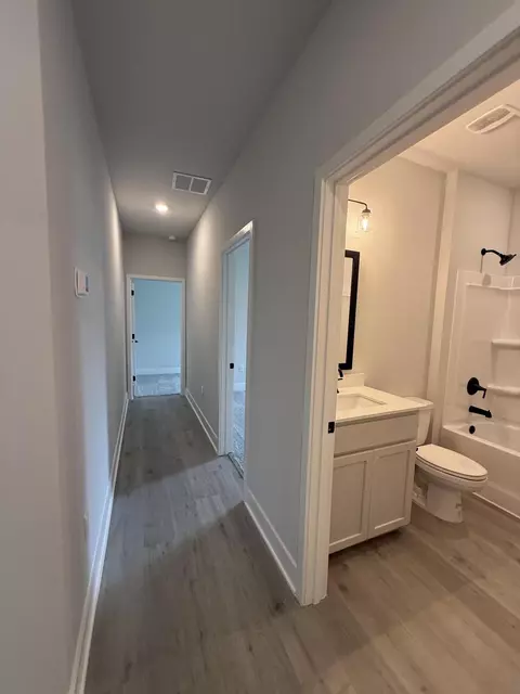 Entry Way - 2414 Aleia Ln, Crestview, FL 32536 photo 5 of 6