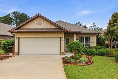 11 Hemingway Ln, Freeport, FL 32439