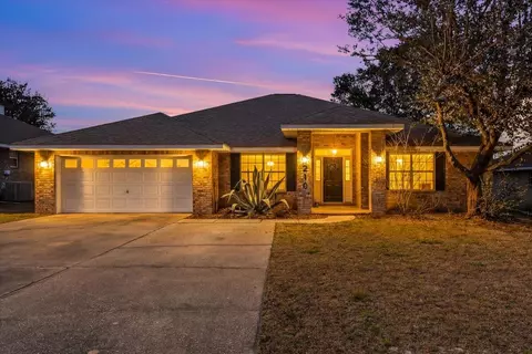 210 Citadel Ln, Crestview, FL 32539
