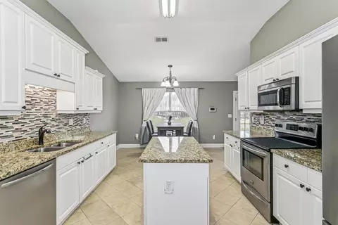 Kitchen - 1238 Northview Dr, Crestview, FL 32536 photo 1 of 7
