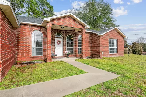 1238 Northview Dr, Crestview, FL 32536