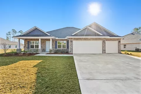 923 Coastal Breeze Dr, Freeport, FL 32439