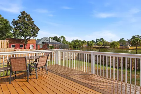 2708 Creeks Edge Ln, Navarre, FL 32566