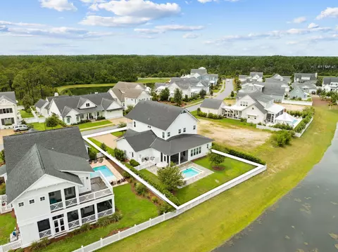 121 Needle Cast Ln, Inlet Beach, FL 32461