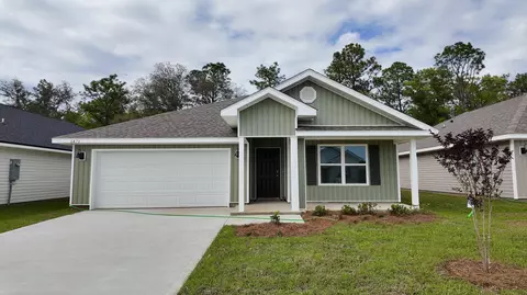 6476 Firefly Dr, Milton, FL 32583