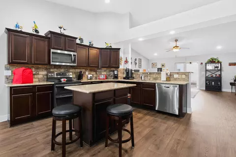 Kitchen - 6317 Antigone Cir, Crestview, FL 32536 photo 1 of 3