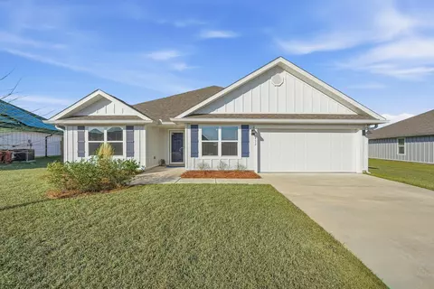 832 Otto Loop, Crestview, FL 32539