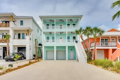 7411 Grand Navarre Blvd, Navarre, FL 32566