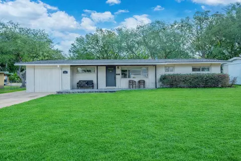 13 SE Alexandra Pl, Fort Walton Beach, FL 32548