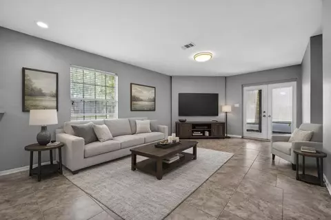 2813 Langley Ave #F111, Pensacola, FL 32504
