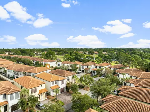View/Area - 1955 Baytowne Loop, Miramar Beach, FL 32550 photo 5 of 9