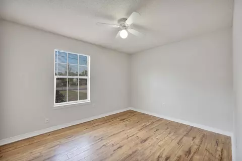 Bedroom - 4803 Young Rd, Crestview, FL 32539 photo 5 of 6