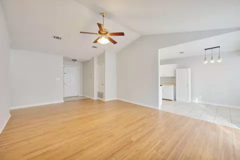 Living - 4803 Young Rd, Crestview, FL 32539 photo 3 of 4