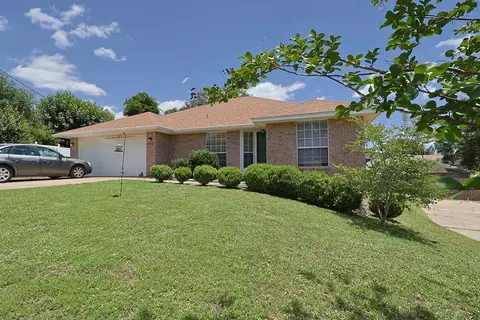 Exterior - 5205 Whitehurst Ln, Crestview, FL 32536 photo 2 of 8