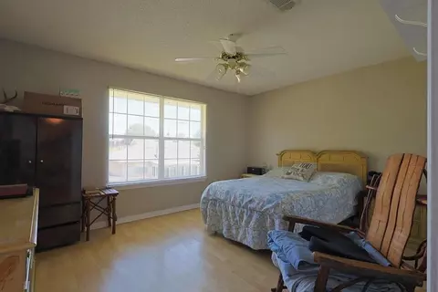 Bedroom - 5205 Whitehurst Ln, Crestview, FL 32536 photo 3 of 5