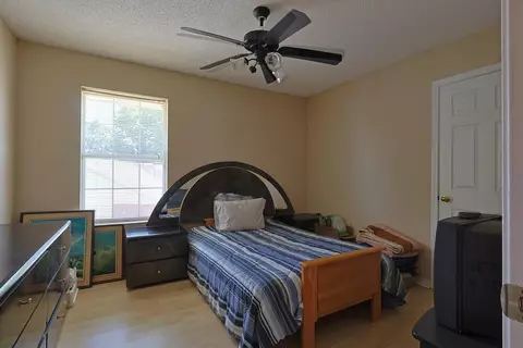 Bedroom - 5205 Whitehurst Ln, Crestview, FL 32536 photo 5 of 5