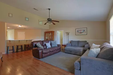 Living - 5205 Whitehurst Ln, Crestview, FL 32536 photo 3 of 3