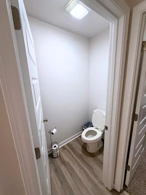 Bath - 809 Otto Loop, Crestview, FL 32539 photo 3 of 3