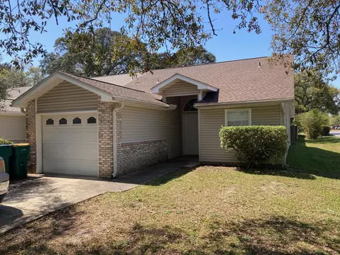 697 Ferguson Dr, Fort Walton Beach, FL 32547