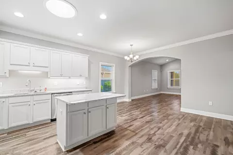 Entry Way - 521 Cornelia St, Freeport, FL 32439 photo 2 of 3