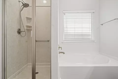 Bath - 521 Cornelia St, Freeport, FL 32439 photo 2 of 4