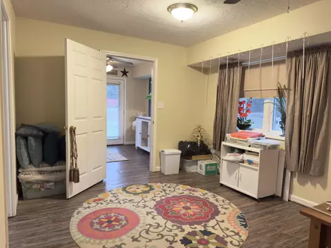 Entry Way - 3955 Hwy 77, Chipley, FL 32428 photo 2 of 2
