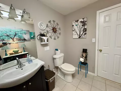 Bath - 3955 Hwy 77, Chipley, FL 32428 photo 5 of 7
