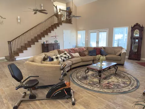 3955 Hwy 77, Chipley, FL 32428