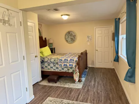 Bedroom - 3955 Hwy 77, Chipley, FL 32428 photo 5 of 6