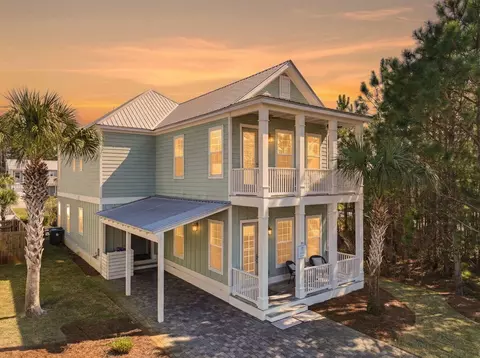 18 Lakeland Dr, Miramar Beach, FL 32550
