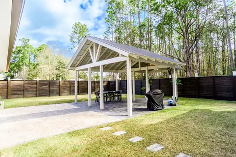 Exterior - 192 Bayou Cir, Freeport, FL 32439 photo 10 of 13