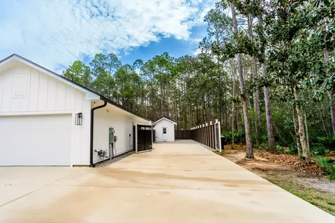 Exterior - 192 Bayou Cir, Freeport, FL 32439 photo 7 of 13